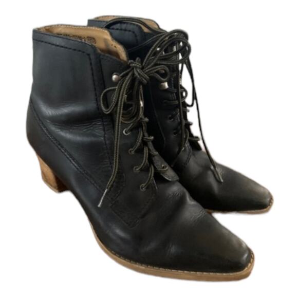 Euro Club Vintage lace up design leather boots made in Brazil black size 8.5 - Picture 3 of 12